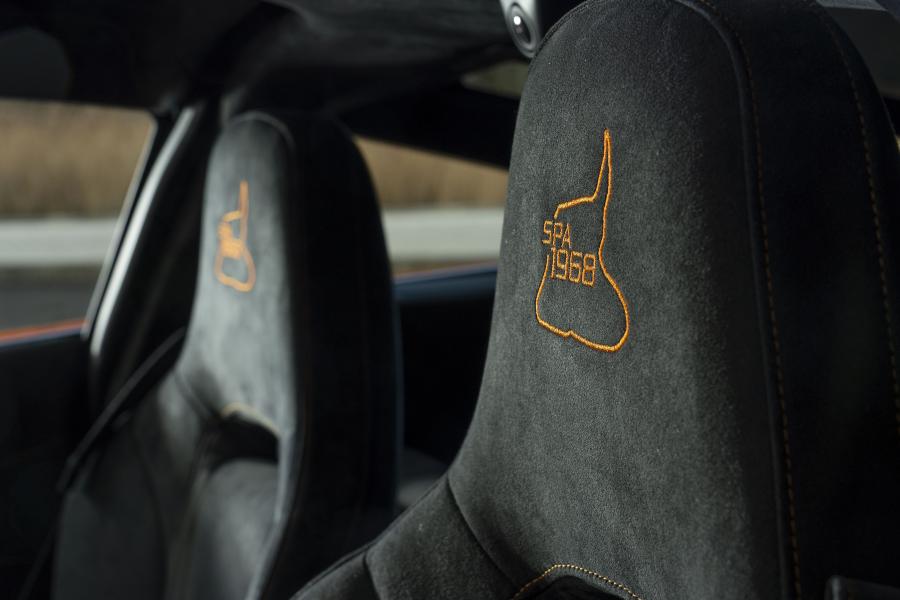 Детали интерьера McLaren MSO 720S Spa '68 Collection 2018 года  (BE) (фото 7 из 8)